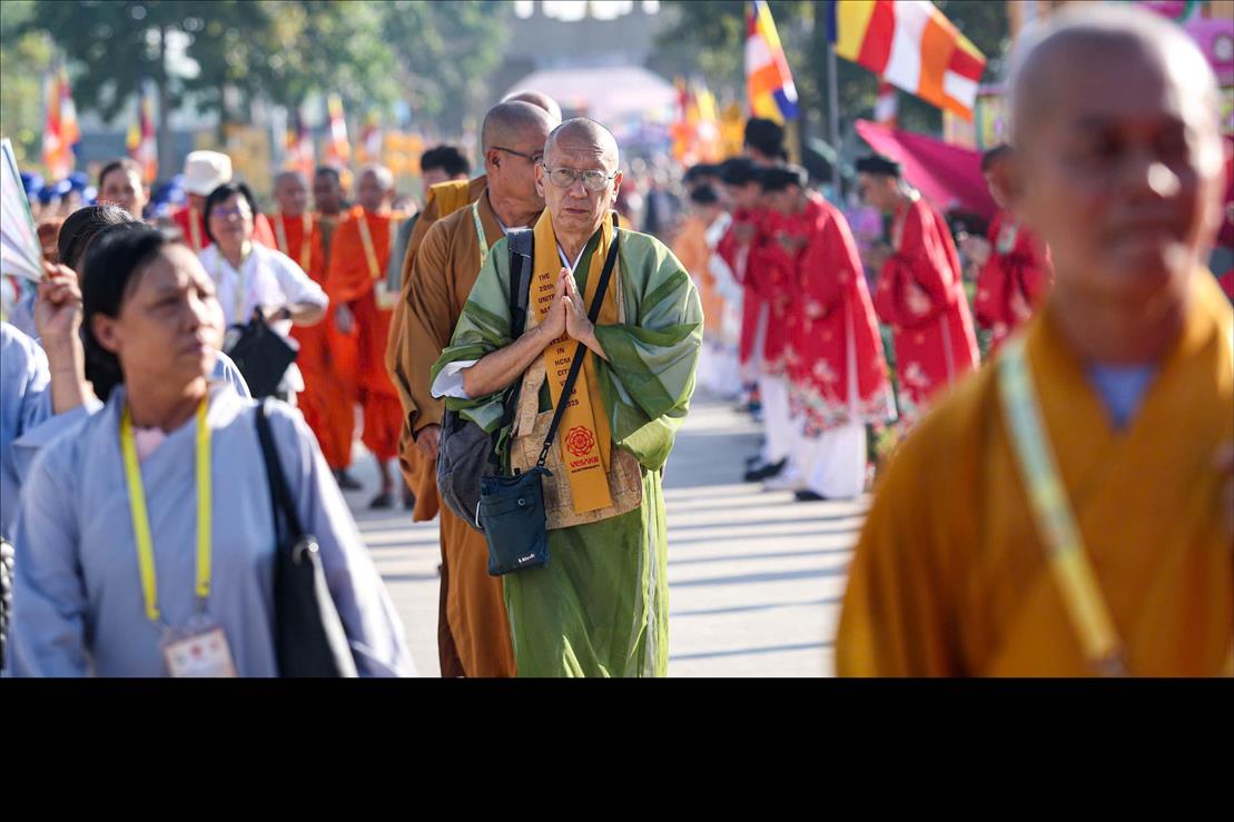 be-mac-vesak-2025 (5).jpg